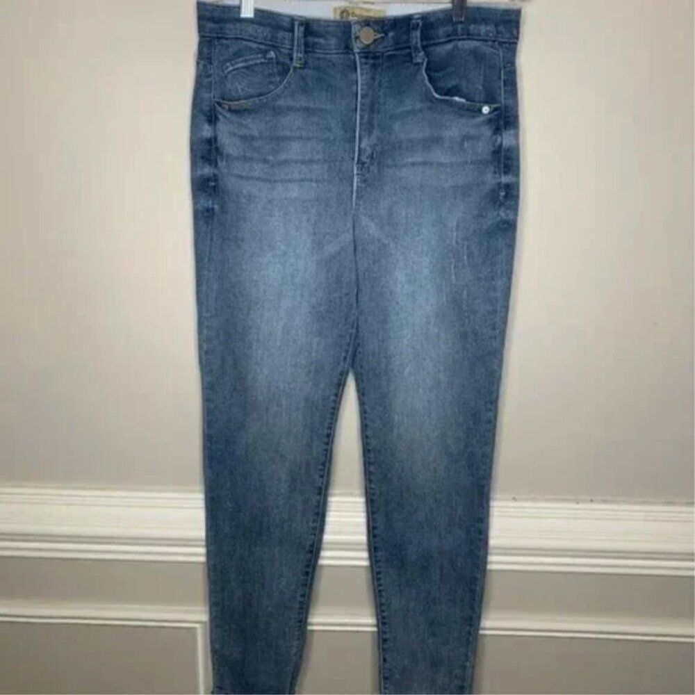 Democracy High Rise Distressed Raw Hem Ankle Jeans Size 10